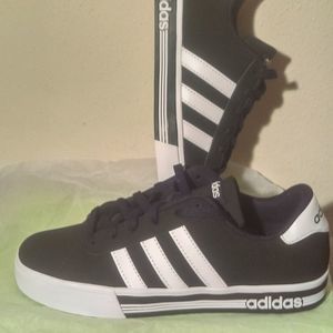 Meet your Posher, Felisha